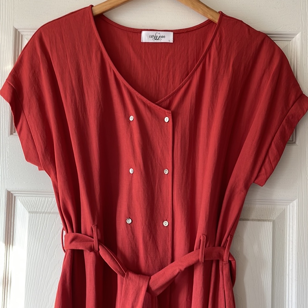 👌🏼Like New! 👌🏼Adorable cap sleeve wrap style dress